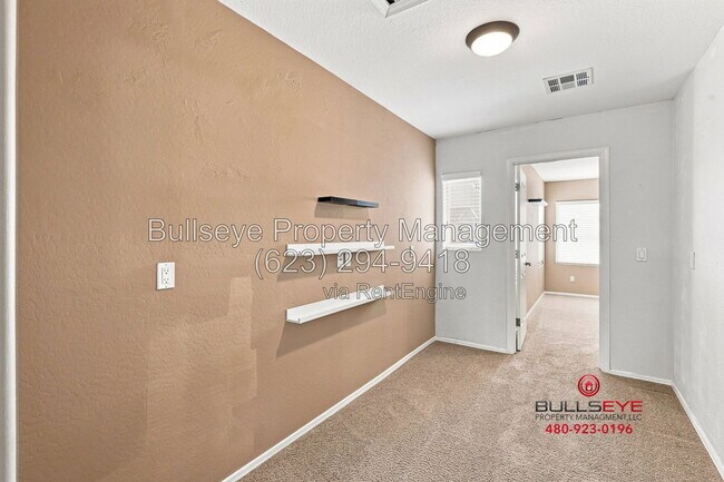 Building Photo - 3289 E Ivanhoe St