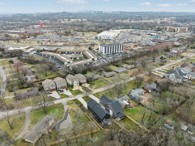 Building Photo - 85 Brookwood Terrace