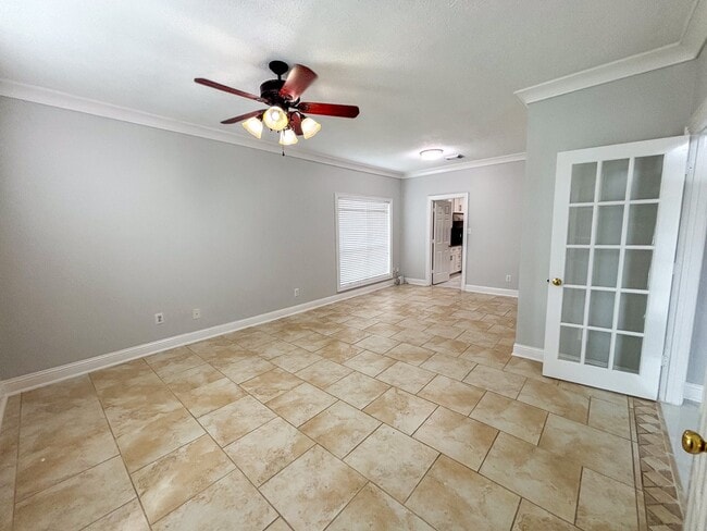 Building Photo - 19207 Poplar Trails Ln