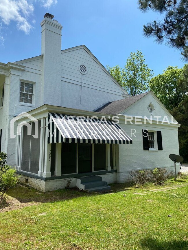 Building Photo - Great Duplex Available for Rent in Montgom...