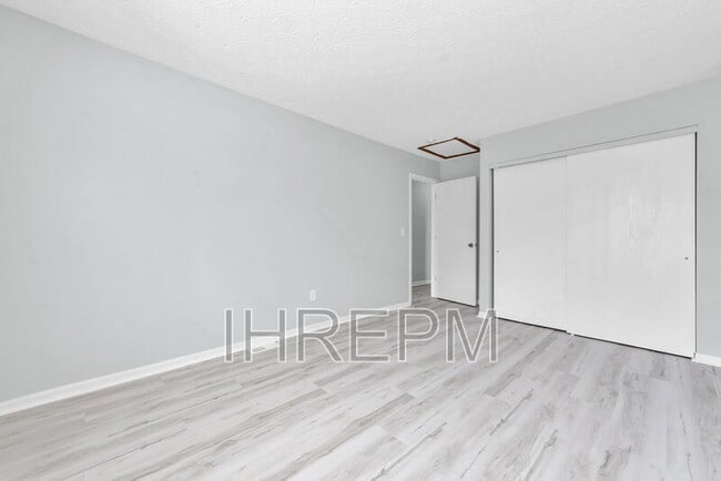 Building Photo - 4955 Kilconnel Dr