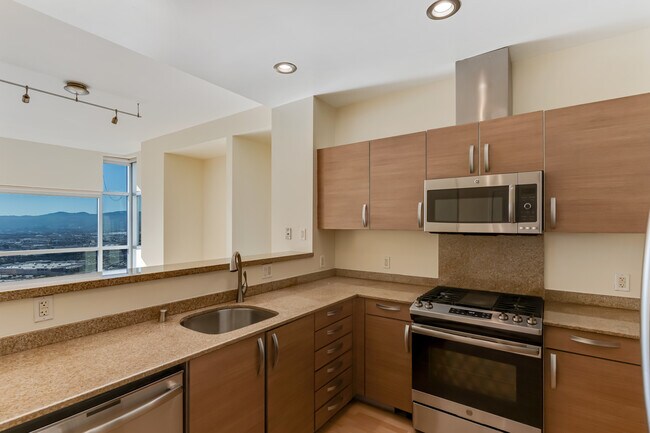 Building Photo - 1 Mandalay Pl