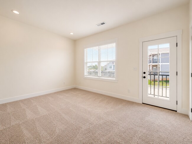 Building Photo - Sunsets, Skyline Views & Resort Living | Highbury's Premier 3-Bedroom Homes