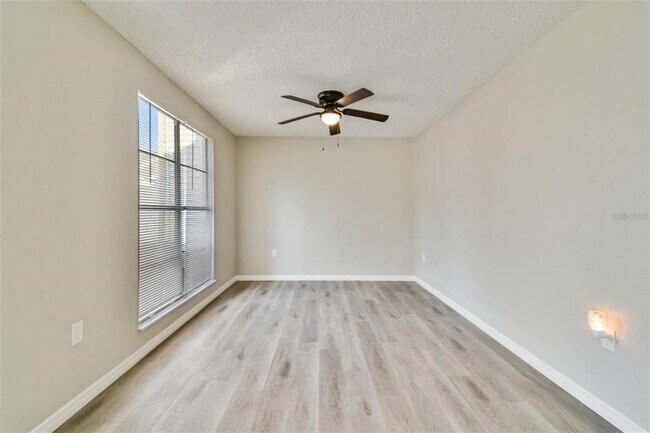 Building Photo - 726 Haven Pl