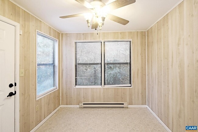 Building Photo - 964 Sutton Ct