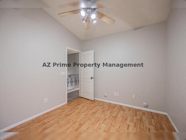 Building Photo - 16090 W Latham St