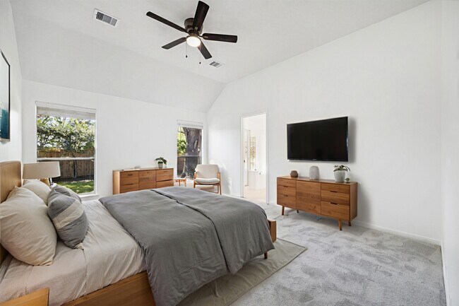 Building Photo - 1315 Terrace View Dr