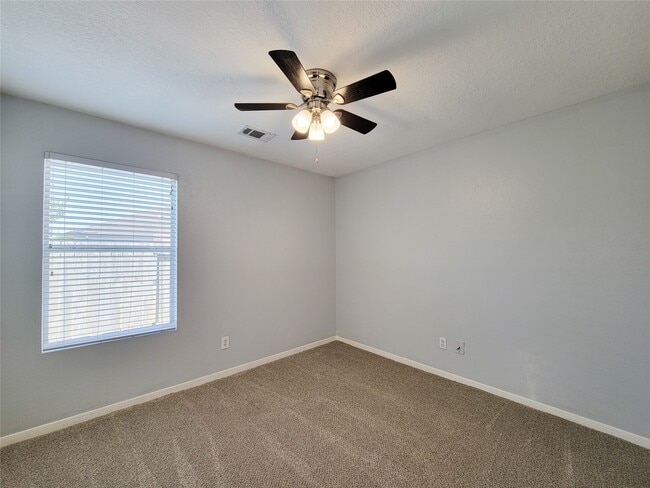 Building Photo - 19615 Mackinaw Isle Ct