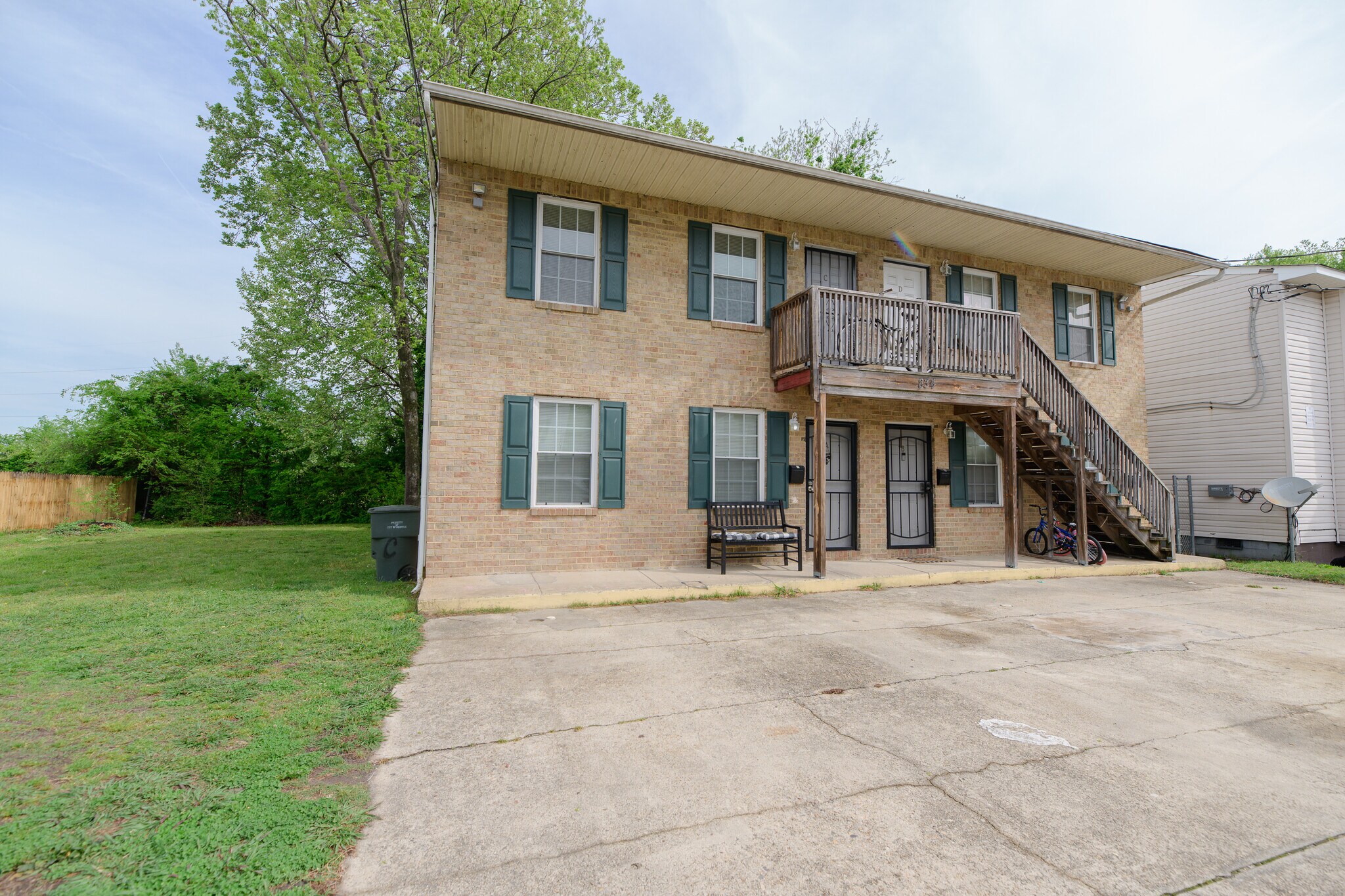 Building Photo - 834 C Ave