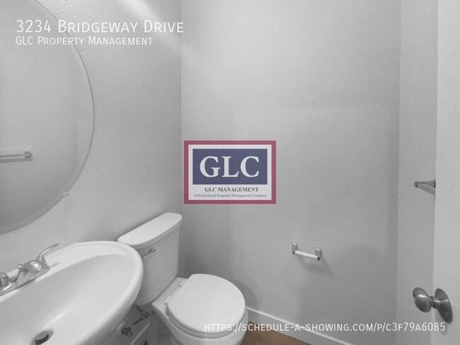 Building Photo - 3234 Bridgeway Dr