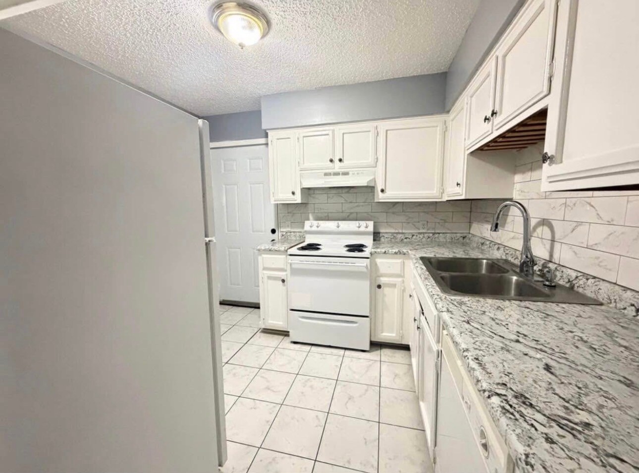 Building Photo - 3515 Yorkfield Dr