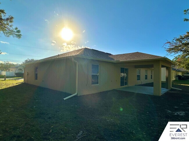 Building Photo - 59 Riverina Dr