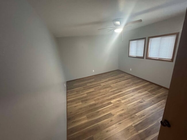 Building Photo - 821 Island Ct