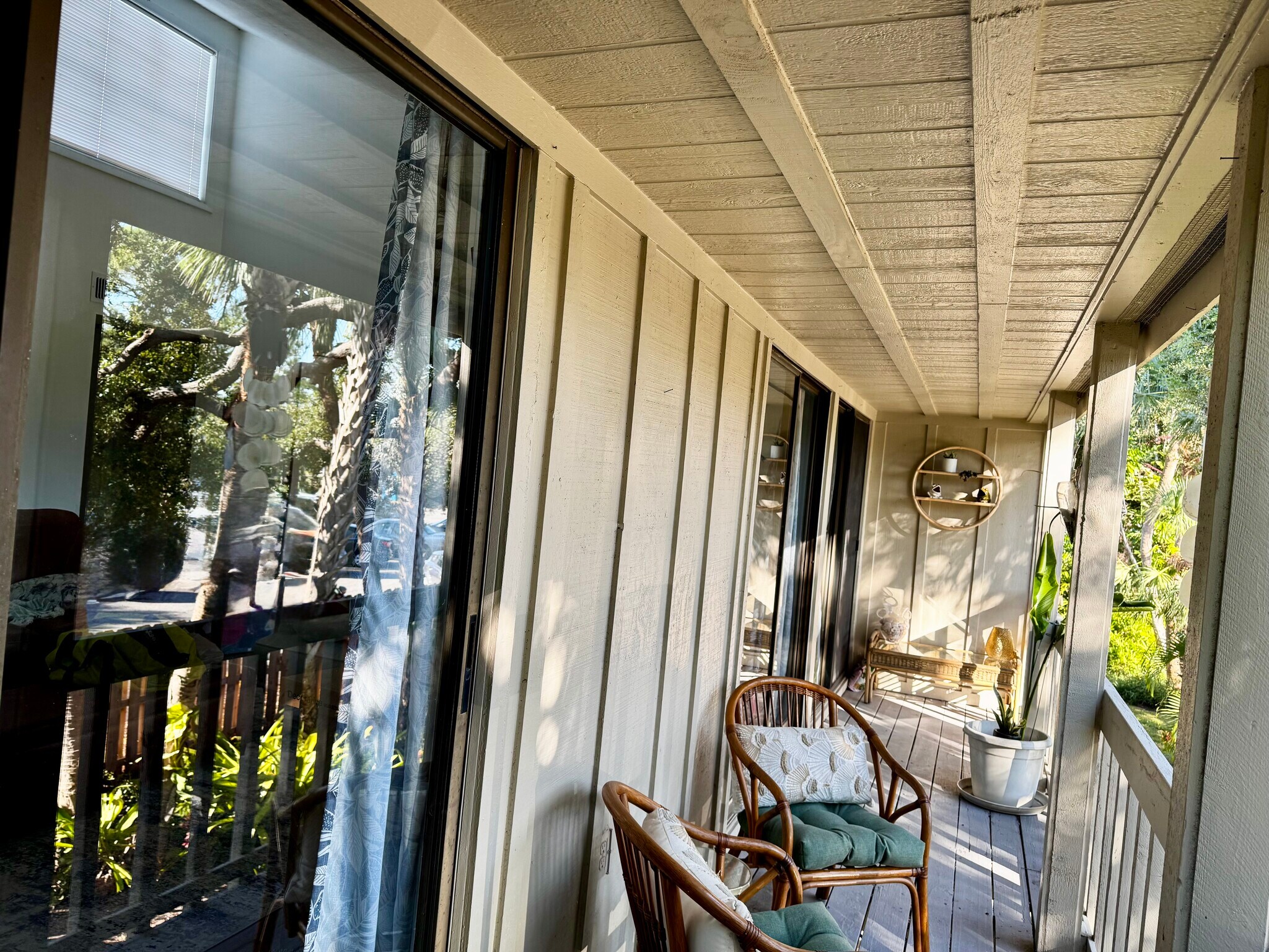 Building Photo - 2220 Bahia Vista St