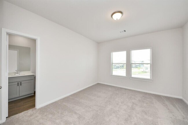 Building Photo - 8006 Cypress Poplar Ct