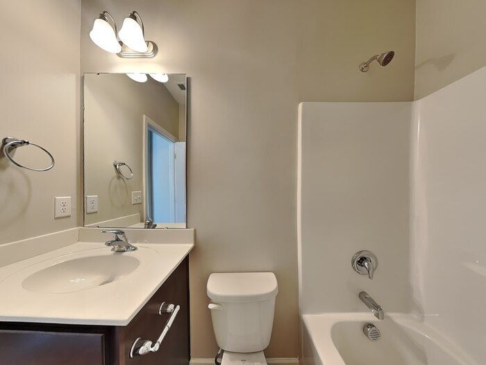 Building Photo - 712 Pointe Andrews Drive