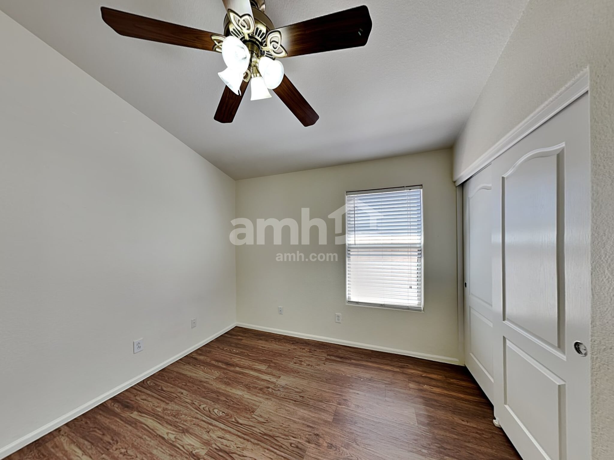 Building Photo - 16803 W Fillmore St