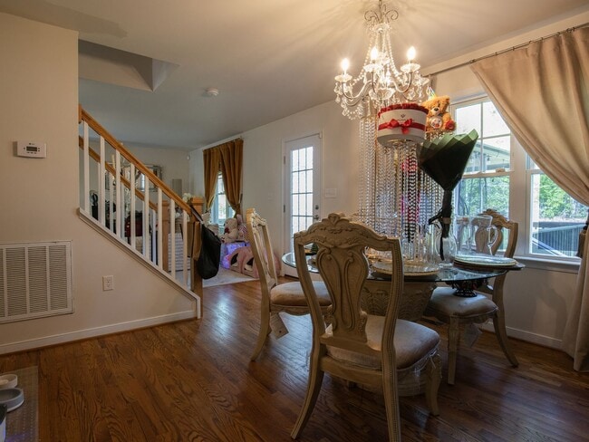 Building Photo - Stunning Shaker-Style 4-Bedroom Home in Chesterfield | Granite & Hardwoods!
