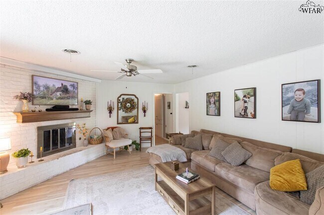 Building Photo - 2913 Radney Ln