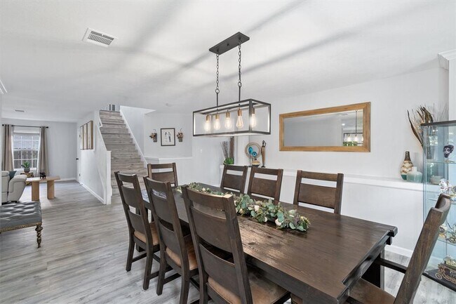 Building Photo - 1213 Faber Dr