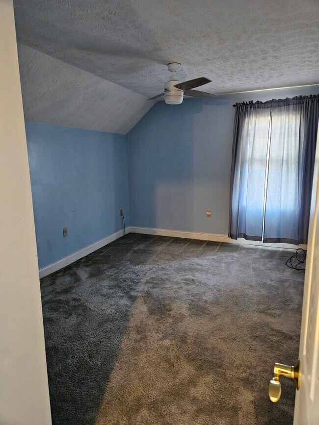 Building Photo - 15316 Lucknow Ave
