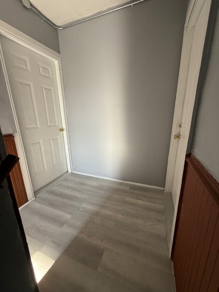 Building Photo - 247 Washington St