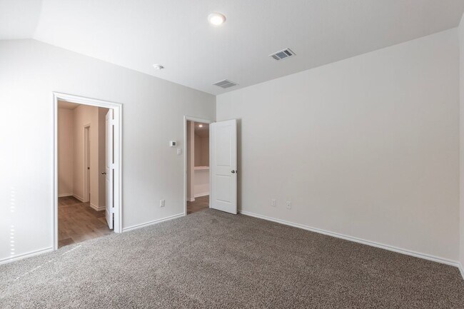 Building Photo - 2008 Bailer Wy