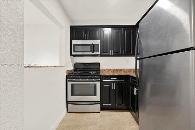 Building Photo - 14500 SW 88th Ave