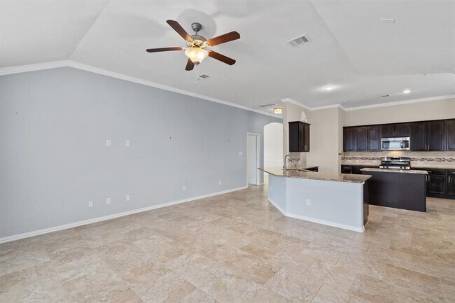 Building Photo - 417 Briar Park Dr