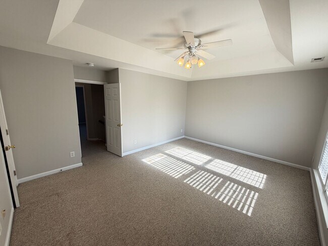 Building Photo - Charming 3BR Townhome in Sought-After Harrisburg Town Center