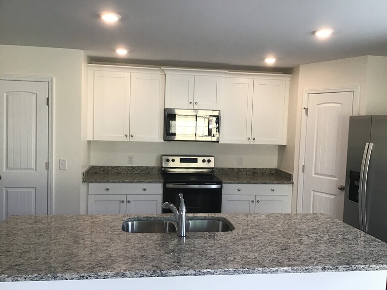 Building Photo - 1017 Jt Westfield Dr