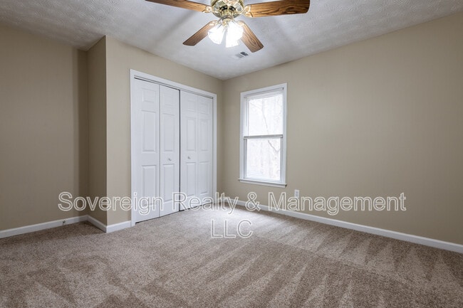 Building Photo - 3213 Southridge