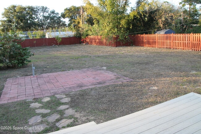 Building Photo - 904 Kensington Dr