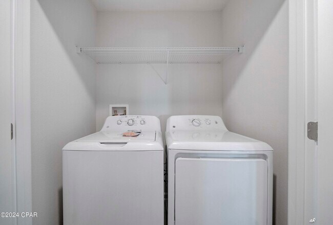 Building Photo - 282 Boggy Creek Way