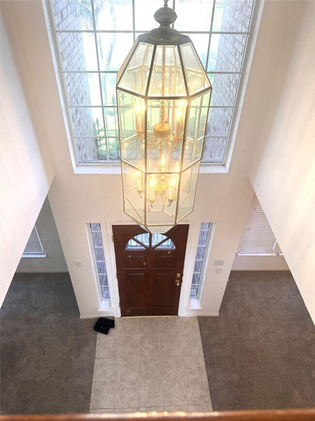 Building Photo - 6611 Sunrise Valley Ln