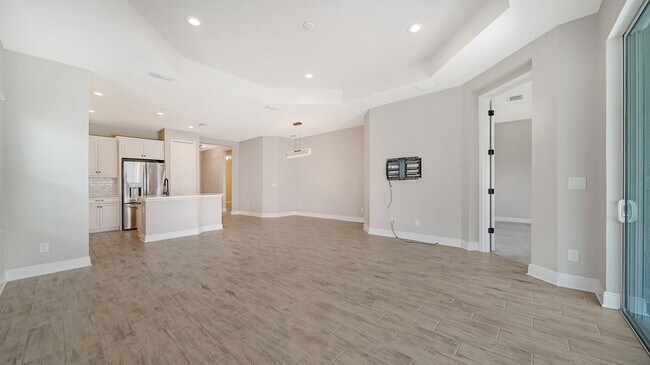 Building Photo - 4720 Willow Bend Ave