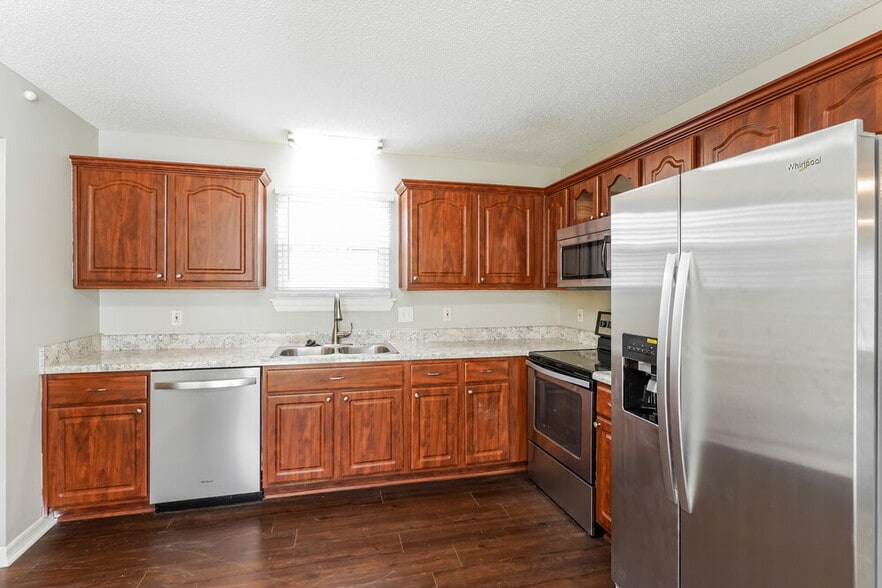 Building Photo - 2605 Paddle Wheel Dr