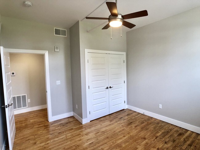 Building Photo - 86 Washington St