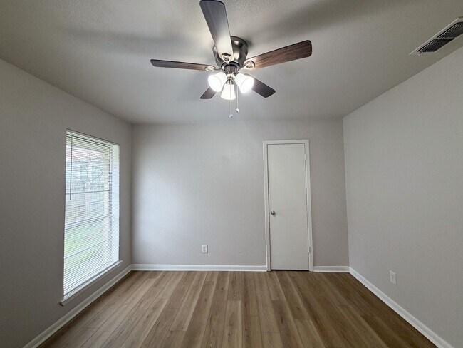 Building Photo - 200 N 23rd St