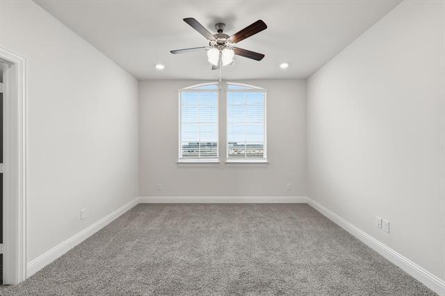 Building Photo - 1500 Lake District Dr