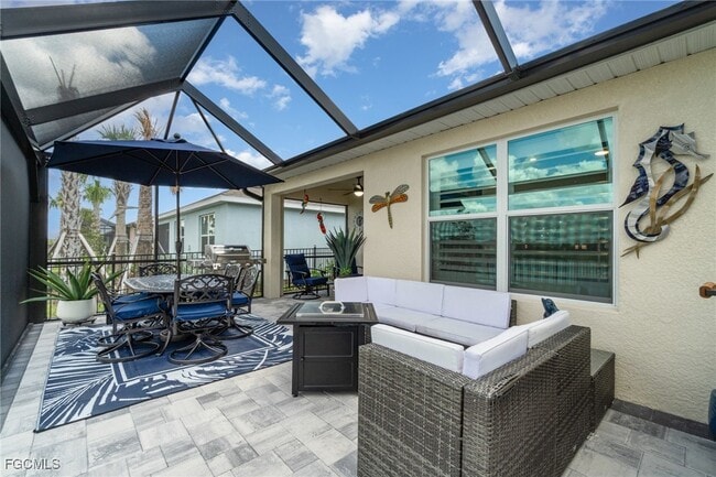 Building Photo - 44525 Palm Frond Dr