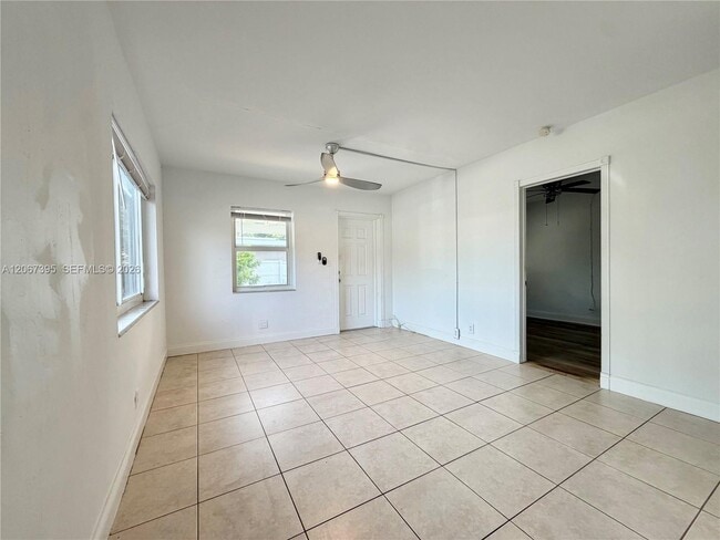 Building Photo - 4613 Bougainvilla Dr
