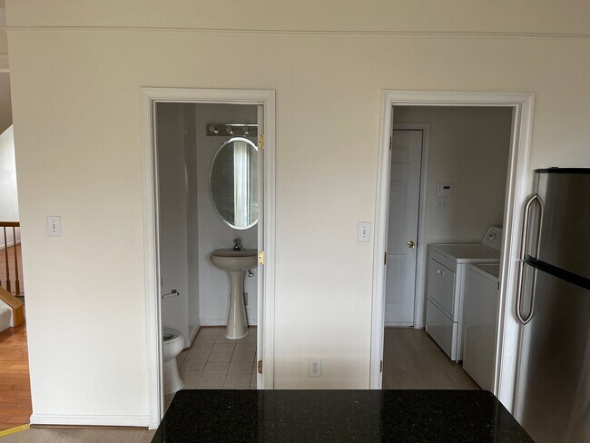 Building Photo - Spacious & Updated Home in the Heart of Hyattsville