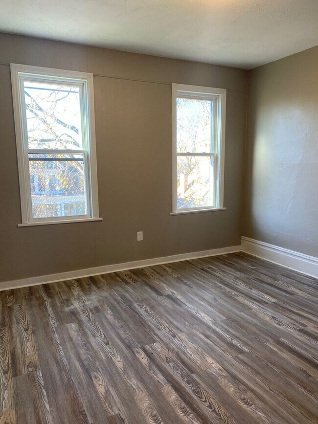 Building Photo - Gorgeous 1 and 2 bedroom apartments for rent in Pittsburgh