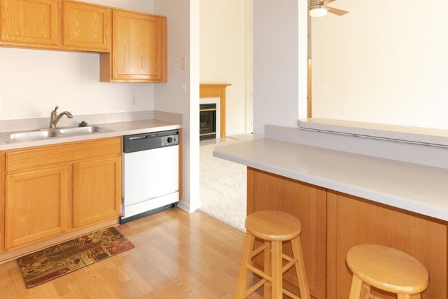Building Photo - 7505 Calderon Ct