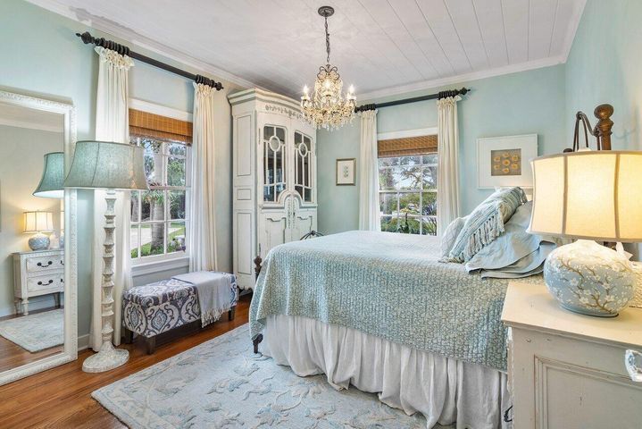 Building Photo - 521 N Swinton Ave