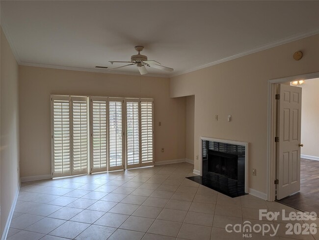 Building Photo - 108 Pier 33 Dr