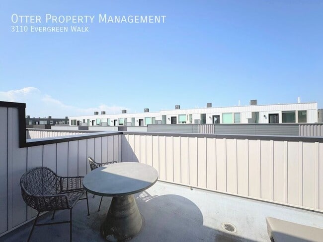 Building Photo - 3110 Evergreen Walk