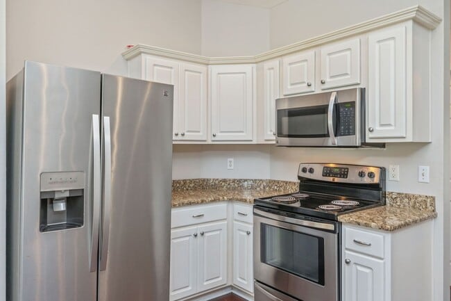 Building Photo - Updated Home in Bluewater Bay!