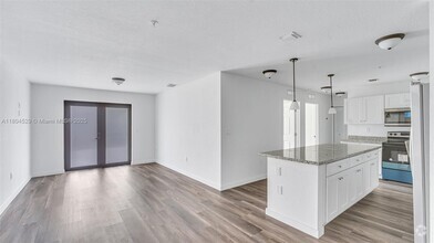 Building Photo - 13395 SW 250th St
